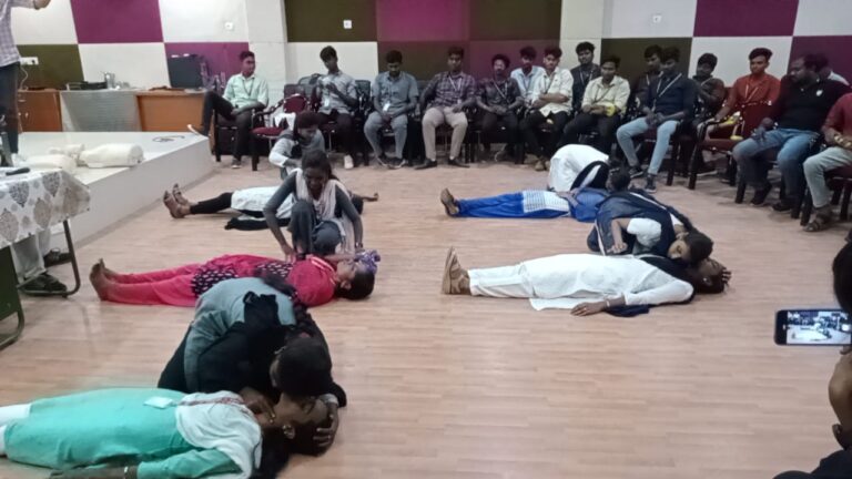 WhatsApp Image 2025-05-27 at 21.42